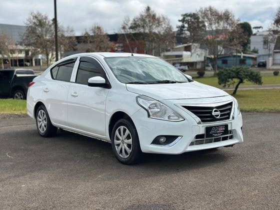 NISSAN VERSA 1.0 12V FLEX 4P MANUAL NISSAN VERSA 1.0 12V FLEX 4P MANUAL